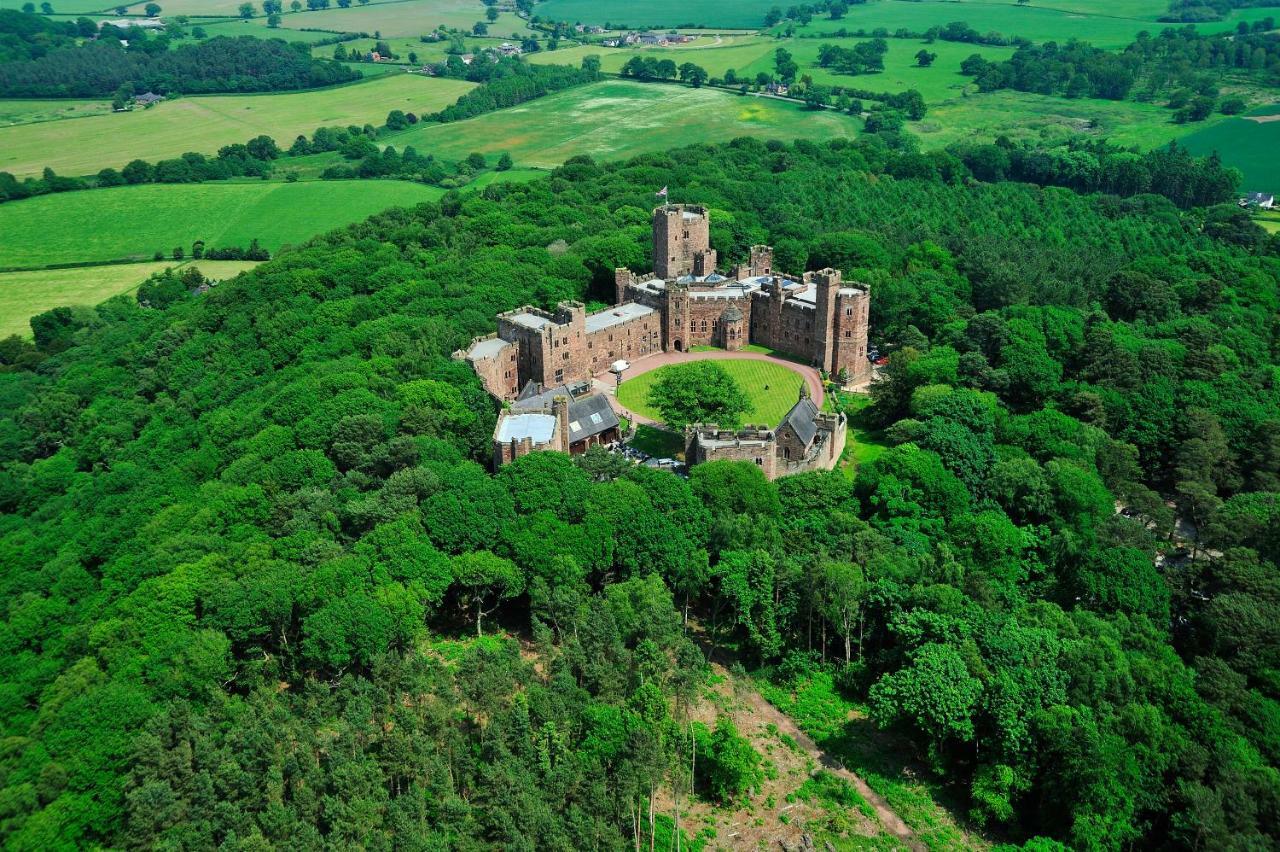 Peckforton Castle Tarporley Exterior foto