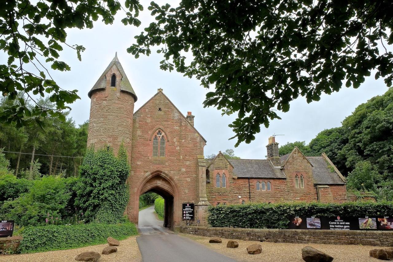 Peckforton Castle Tarporley Exterior foto